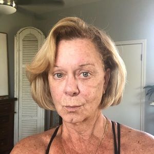 Meet your Posher, Brenda